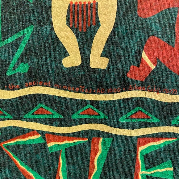 ❌SOLD❌Vintage 90s The Native’s Are Restless Hawaii Indie Mineral Washed Tee - Picture 7 of 8